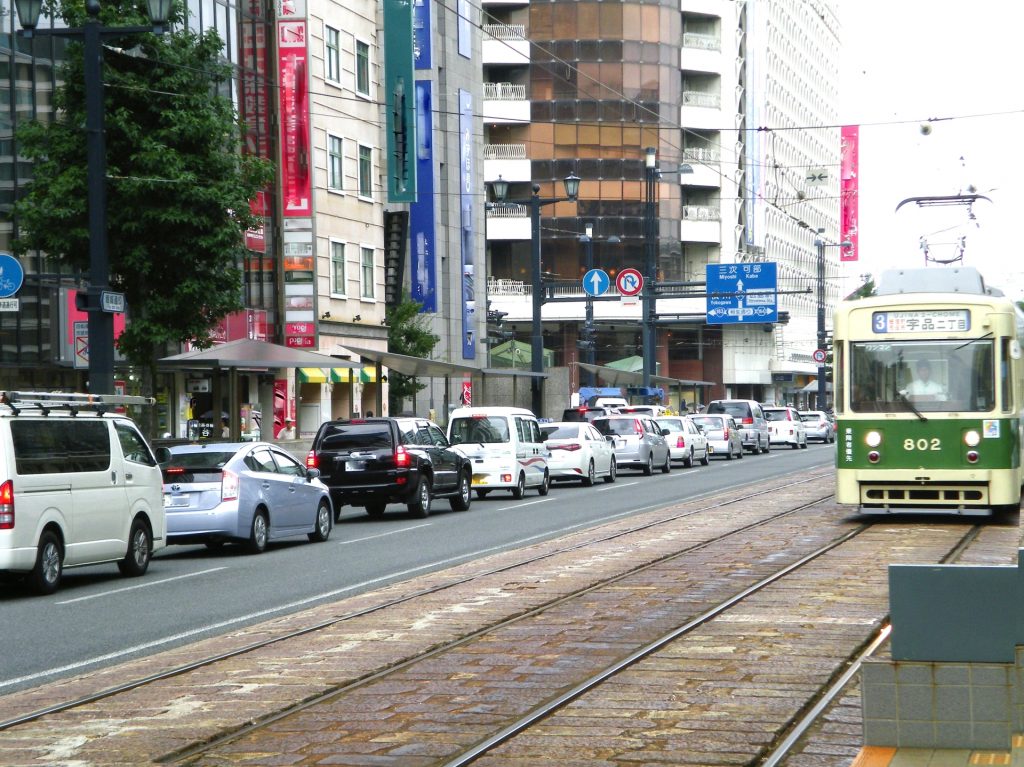 広島市内渋滞写真